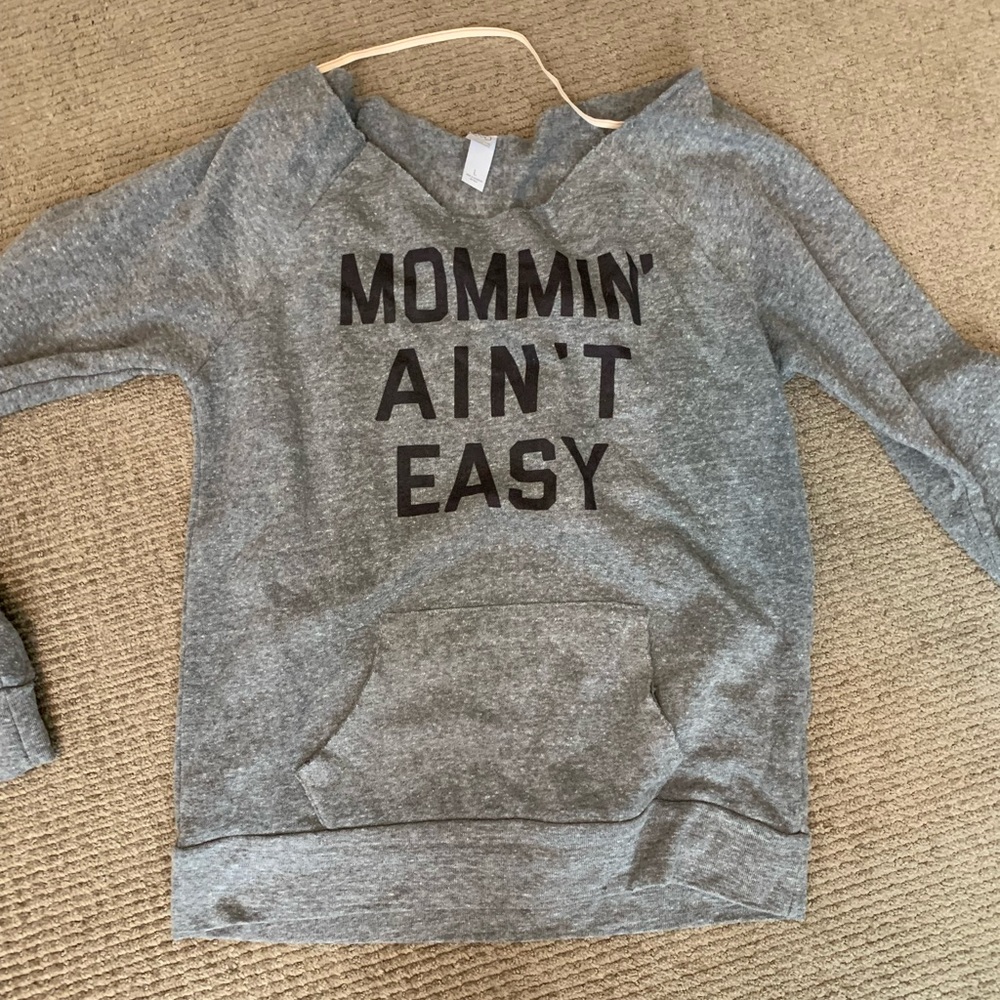 Mom sweatshirt size L - NWOT